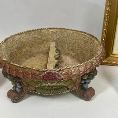 Sale Photo Thumbnail #233: Planter Dish and 4 picture frames in good condition.