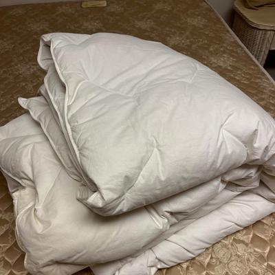 Queen down comforter, and queen comforter set with sheets