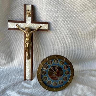 Lot 107 Antique religeous items