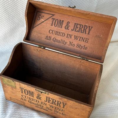 Lot 112 Antique Cigar Box