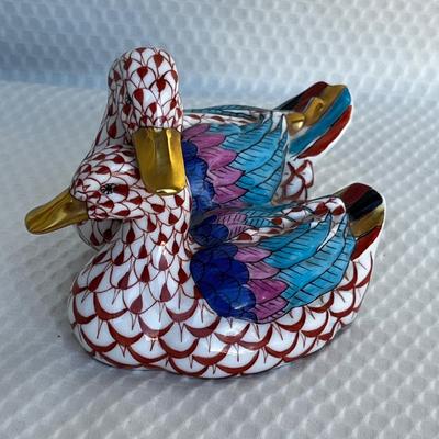 Lot 115 Herend Pottery Duck Fishnet figure