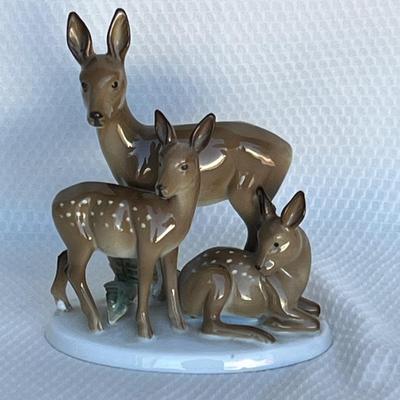 Lot 121 Gerold Porcelain Bavaria Deer figure
