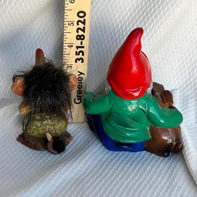 Lot 122 Gnomes