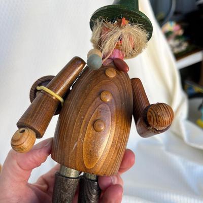 Lot 123 German Smokers Wood carvings