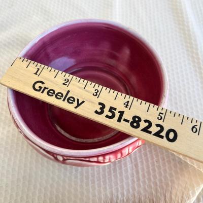 Lot 134 Pink pottery bowl