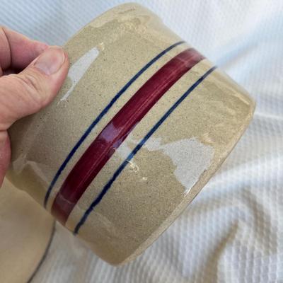 Lot 146 Small Crocks