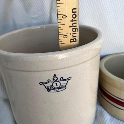 Lot 146 Small Crocks