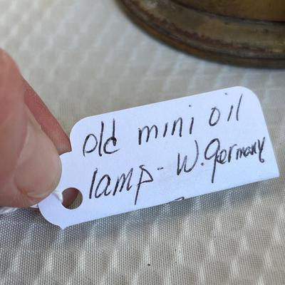 Lot 161 Antique oil lamp