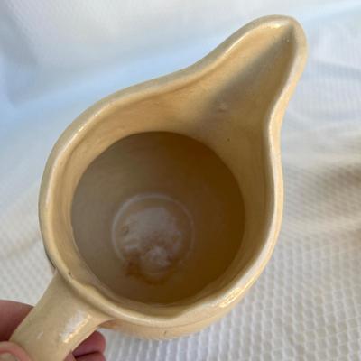 Lot 164 Watt Pottery pieces