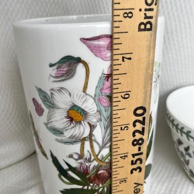 Lot 178 Portmerion Botanic Garden pieces