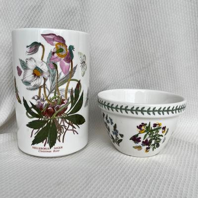 Lot 178 Portmerion Botanic Garden pieces