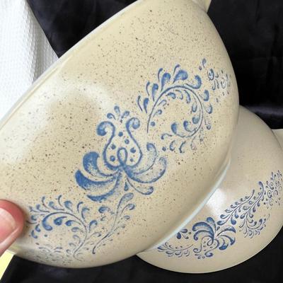 Lot 193 Pyrex Homestead Mixing Bowls