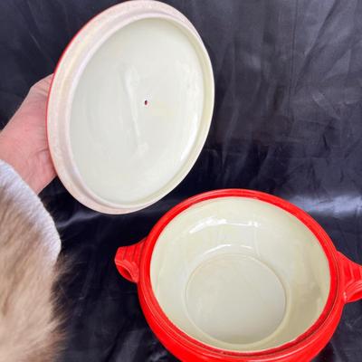 Lot 199 Hall Sundial Casserole