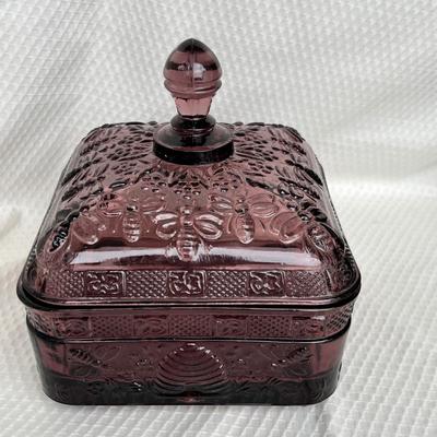 Lot 202 Tiara Amethyst Honey box