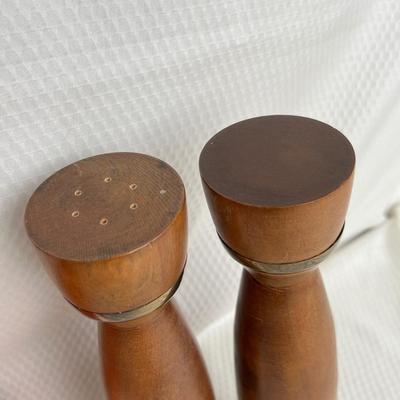 Lot 204 Danish Modern S & P NIB