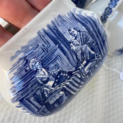 Lot 171 Liberty Blue Set