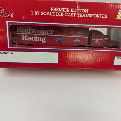Hooters Matchbox Convoy Alan Kulwicki Diecast Racing Cars & 1993 NASCAR Bill Elliot Budweiser 1/64 Semi