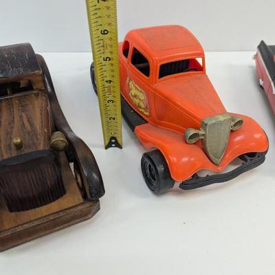 Wood & Die Cast Cars