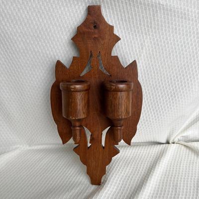 Lot 221 Victorian Walnut Match sconce