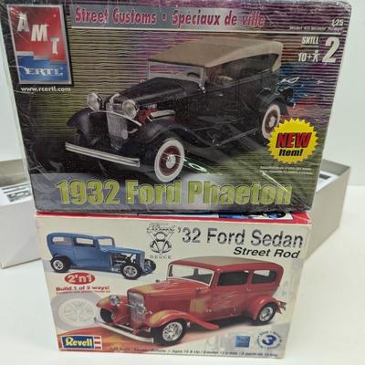 AMT ERTL 1932 Ford Phaeton & Ford Sedan Street Rod Model Kits In box