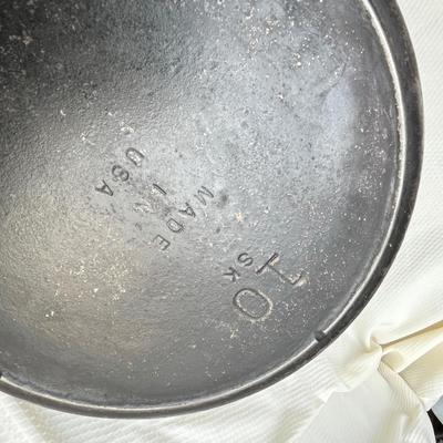 Lot 231 #10 Skillet w/ Lid