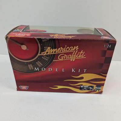 Motor Max 1932 Ford Coupe American Graffiti 1/24 Car Kit