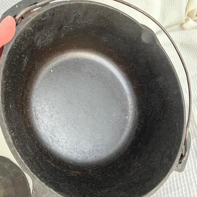Lot 235 US made Dutch Oven