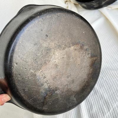 Lot 241 Cast #8 skillet
