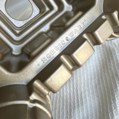 Lot 249 Nordic Ware Sand Castle Bundt Pan