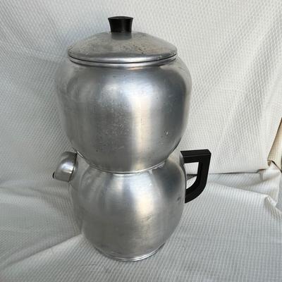 Lot 250 West Bend Large Coffee Pot