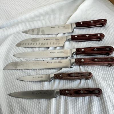Lot 251 Emojoy Knife set