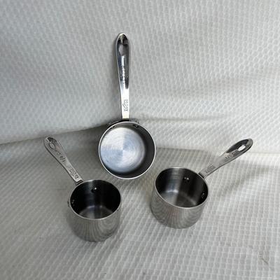 Lot 258 All Clad heavy duty measuring cups