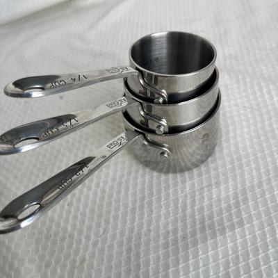 Lot 258 All Clad heavy duty measuring cups