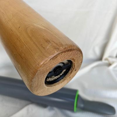 Lot 265 Rolling pin & Pepper mill