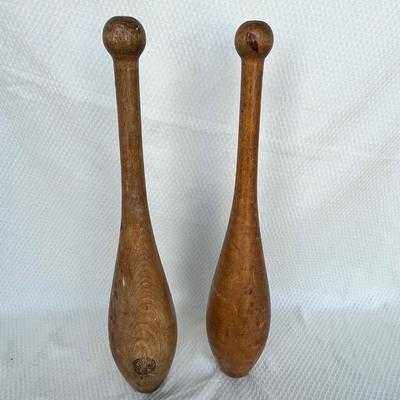 Lot 267 Juggle batons