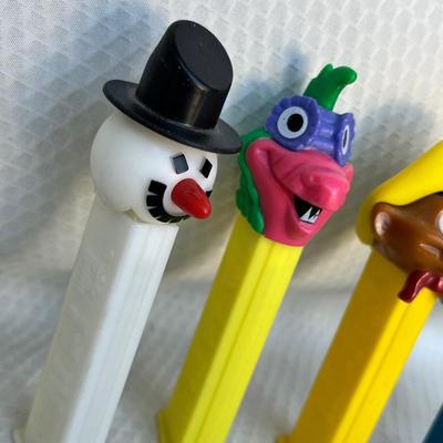 Lot 276 Pez dispensers Lot #1