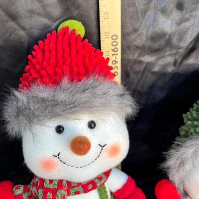 Lot 286 Snowmen