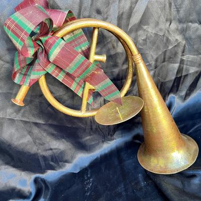 Lot 288 Horn Candle Display