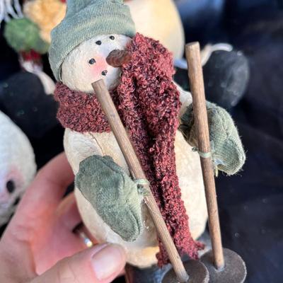 Lot 289 Snowman Decor