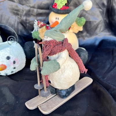 Lot 289 Snowman Decor