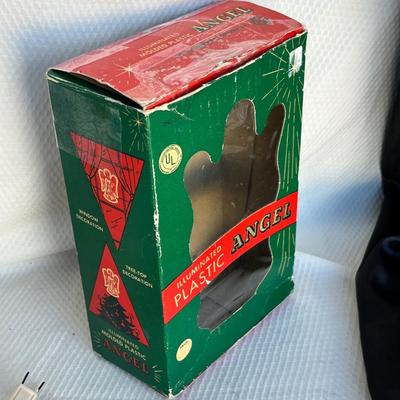 Lot 291 Vintage Angel Tree topper