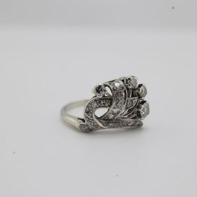 14-18k White Gold Diamond Ring