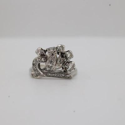 14-18k White Gold Diamond Ring