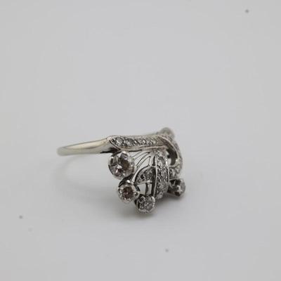 14-18k White Gold Diamond Ring