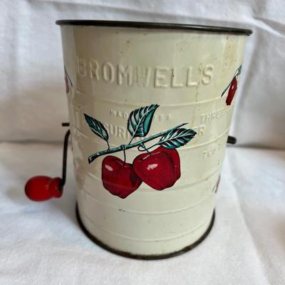 Milk Pail, Pelouze Scale & More Quality Vintage Kitchen Tools (LR-MK)