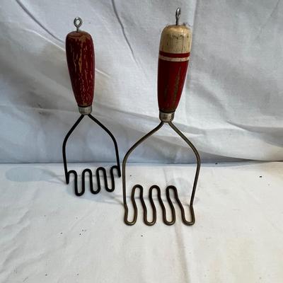 Milk Pail, Pelouze Scale & More Quality Vintage Kitchen Tools (LR-MK)