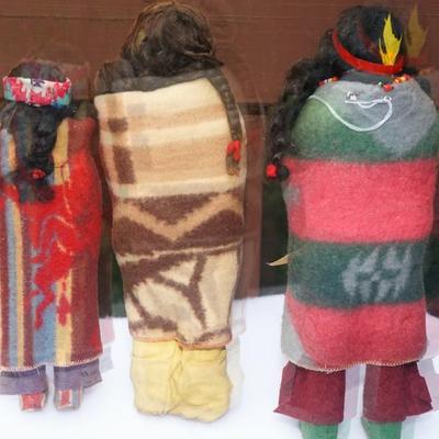 GROUPING OF POPULAR SKOOKUM DOLLS OF THE EARLY 20TH CENTURY. -ORIGINAL