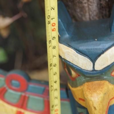EXCELLENTWELL CRAFTED TOTEM POLE OF 12" SIGNED LAMBERT