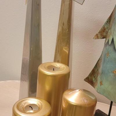 Metal tree and candles