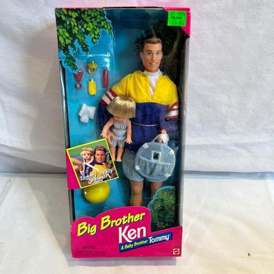 Eighteen Barbie & Ken Dolls From the 1990's (LR-MK)
